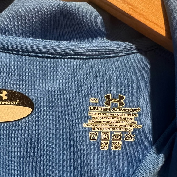 Under Armour Women’s Golf Athletic Polo in blue with white details - Picture 6 of 6